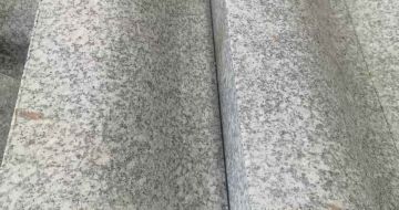 巴彦淖尔芙蓉白S型拉丝面路沿石