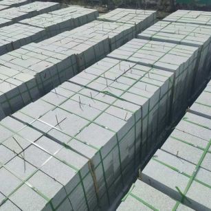 巴彦淖尔 芝麻白1.8公分火烧300*600地铺，清仓大甩卖