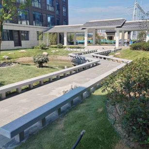 巴彦淖尔 芝麻灰小区坐凳&栏杆安装效果