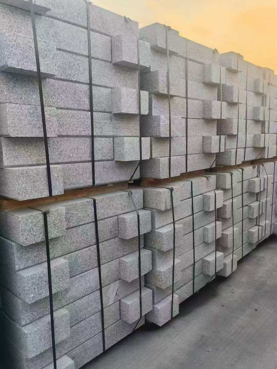 巴彦淖尔 芝麻白路沿石