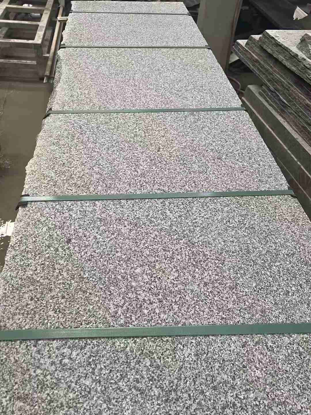 巴彦淖尔 芝麻黑火烧面